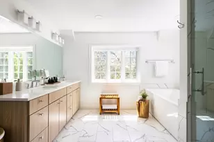 124 Chestnut Hill Rd, Newton, MA 02467 - Photo 12