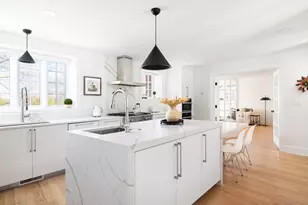 124 Chestnut Hill Rd, Newton, MA 02467 - Photo 6