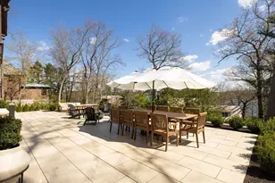 124 Chestnut Hill Rd, Newton, MA 02467 - Photo 24