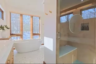 64 Newcomb Rd, Stoneham, MA 02180 - Photo 10