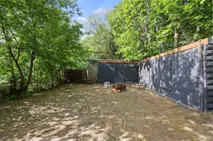 68 Orchard St, Pittsfield, MA 01201 - Photo 26
