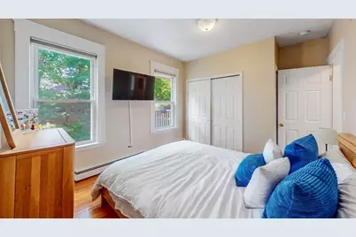 33 Main St #2, Somerville, MA 02145 - Photo 10