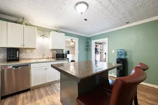 45 Taylor St, Holyoke, MA 01040 - Photo 18