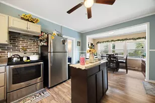 45 Taylor St, Holyoke, MA 01040 - Photo 6
