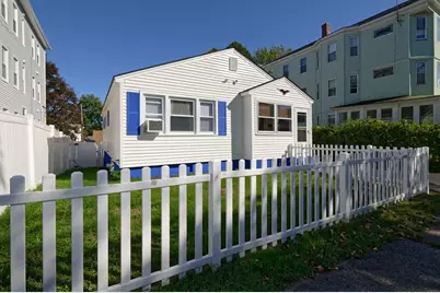 121 Pilgrim Ave, Worcester, MA 01604 - Photo 2