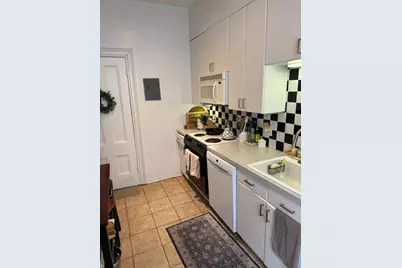 4 Brimmer #3A, Boston, MA 02108 - Photo 8