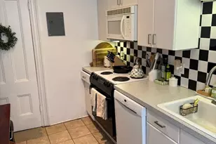 4 Brimmer, Boston, MA 02108 - Photo 8
