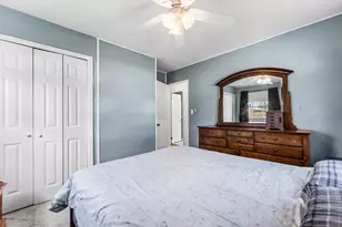 64 Rochford Cir, Springfield, MA 01128 - Photo 10