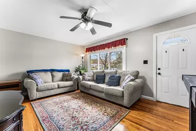 64 Rochford Cir, Springfield, MA 01128 - Photo 6