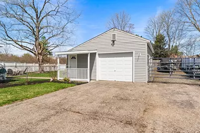 64 Rochford Cir, Springfield, MA 01128 - Photo 28