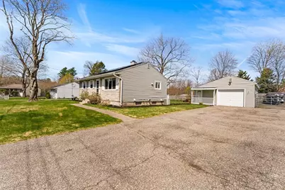 64 Rochford Cir, Springfield, MA 01128 - Photo 34