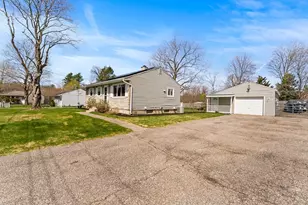 64 Rochford Cir, Springfield, MA 01128 - Photo 34