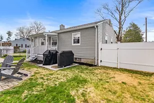 64 Rochford Cir, Springfield, MA 01128 - Photo 32