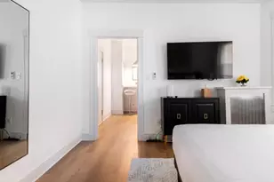 131 Park Dr, Boston, MA 02215 - Photo 6
