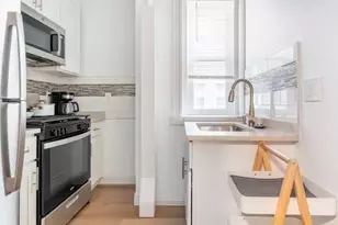 131 Park Dr, Boston, MA 02215 - Photo 4