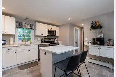 114 Burbank Ave, Warren, MA 01083 - Photo 4