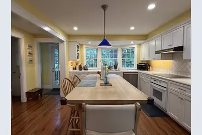24 Beverly Rd #24, Newton, MA 02461 - Photo 8