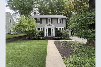 24 Beverly Rd #24, Newton, MA 02461 - Photo 2
