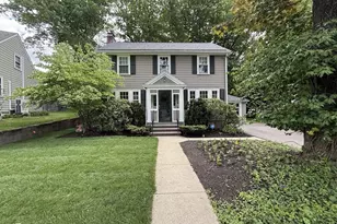 24 Beverly Rd, Newton, MA 02461 - Photo 2