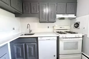 315 Neponset St, Norwood, MA 02062 - Photo 1
