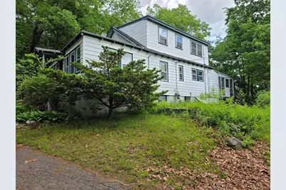 131 Rand St, Medford, MA 02155 - Photo 2