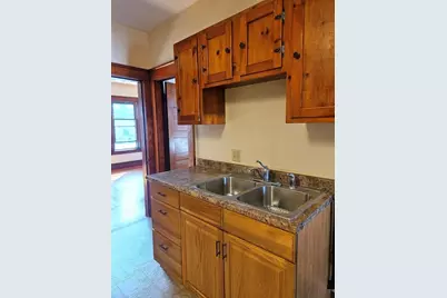 30 Bemis Street #3, Chicopee, MA 01013 - Photo 4
