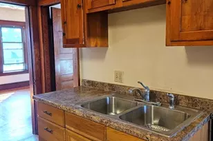 30 Bemis St, Chicopee, MA 01013 - Photo 4