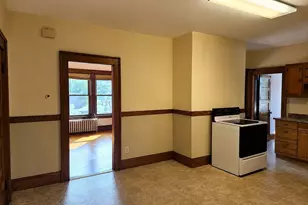 30 Bemis St, Chicopee, MA 01013 - Photo 6
