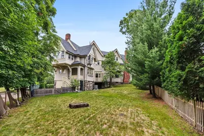 476 Heath Street, Brookline, MA 02467 - Photo 4
