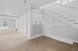 476 Heath St, Brookline, MA 02467 - Photo 8