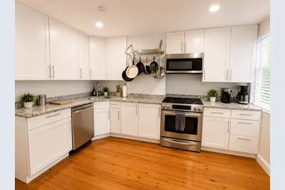 594 E 5th St #1, Boston, MA 02127 - Photo 2