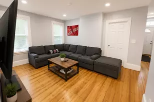 594 E 5th St, Boston, MA 02127 - Photo 4