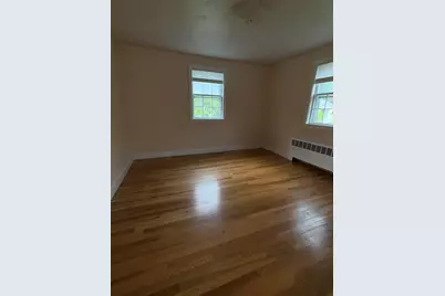15 Swan St, Boston, MA 02132 - Photo 4