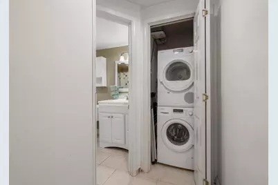 239 Dorchester St #3, Boston, MA 02127 - Photo 12