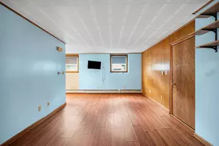 8 Austin Ct, Saugus, MA 01906 - Photo 6