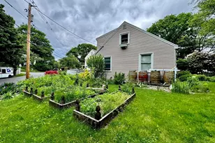 262 W Shore Dr, Marblehead, MA 01945 - Photo 30