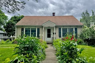 262 W Shore Dr, Marblehead, MA 01945 - Photo 1