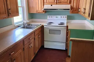 72 W Main St, Dudley, MA 01571 - Photo 12