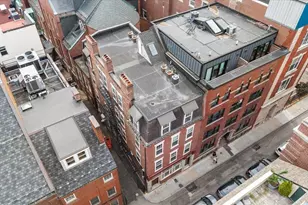 12 N Bennet St, Boston, MA 02113 - Photo 30