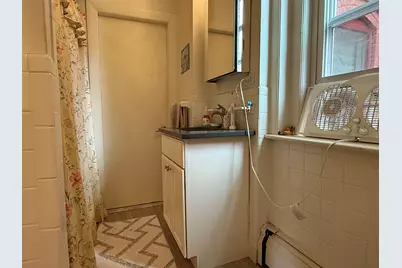 1871 Beacon St #4, Brookline, MA 02445 - Photo 6