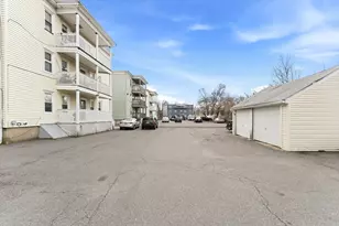 4 Bellevue Ave, Brockton, MA 02302 - Photo 10