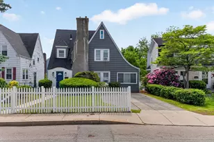 115 Fenno St, Quincy, MA 02170 - Photo 2