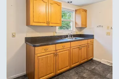 156 Hovendon Ave, Brockton, MA 02302 - Photo 12