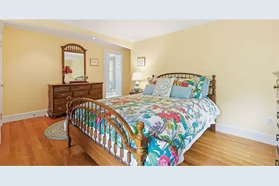 310 Sumner St, Stoughton, MA 02072 - Photo 26