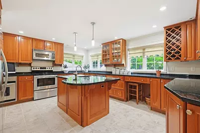 310 Sumner St, Stoughton, MA 02072 - Photo 10