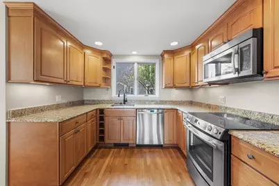 48 Crosby St, Arlington, MA 02474 - Photo 4