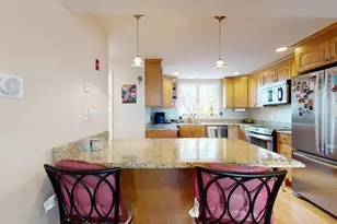 48 Crosby St, Arlington, MA 02474 - Photo 2