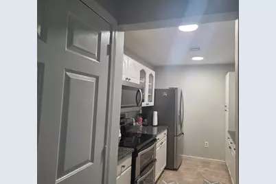 690 S Porter Street #28, Manchester, NH 03103 - Photo 2