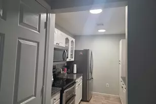 690 S Porter St, Manchester, NH 03103 - Photo 2