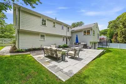 22 Hollywood Rd, Winchester, MA 01890 - Photo 34